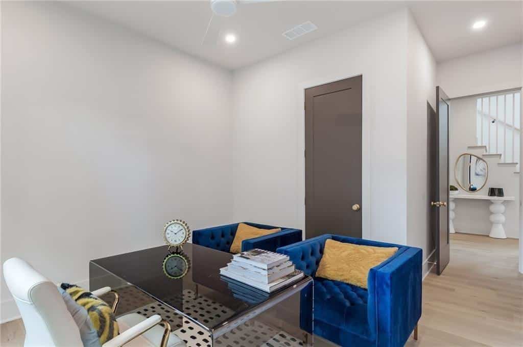 Listing photo 6