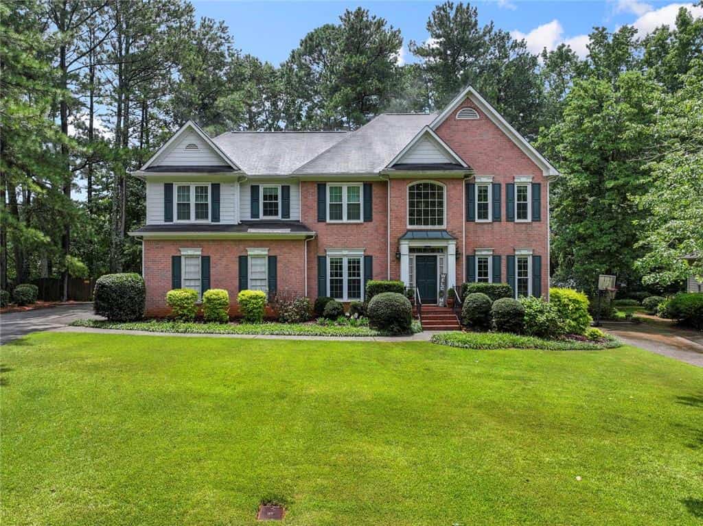 325 Trowbridge Lane, Lawrenceville, GA 30043