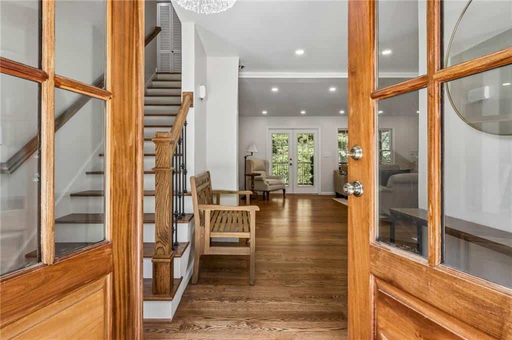 Listing photo 6