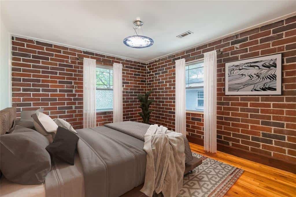 Listing photo 6