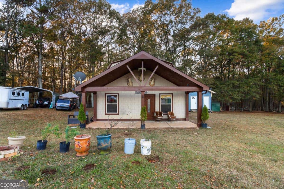 Listing photo 1