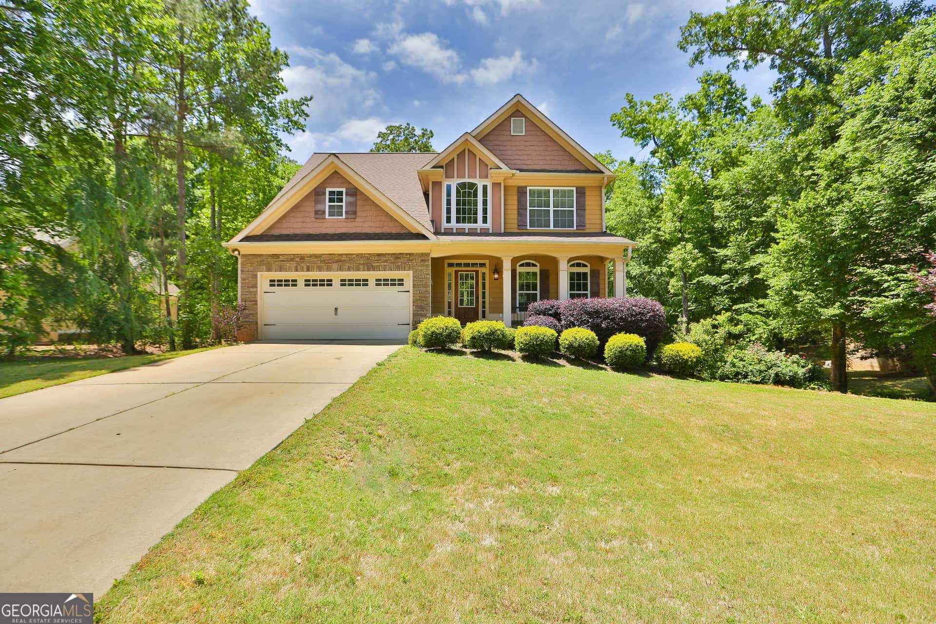 Listing photo 1