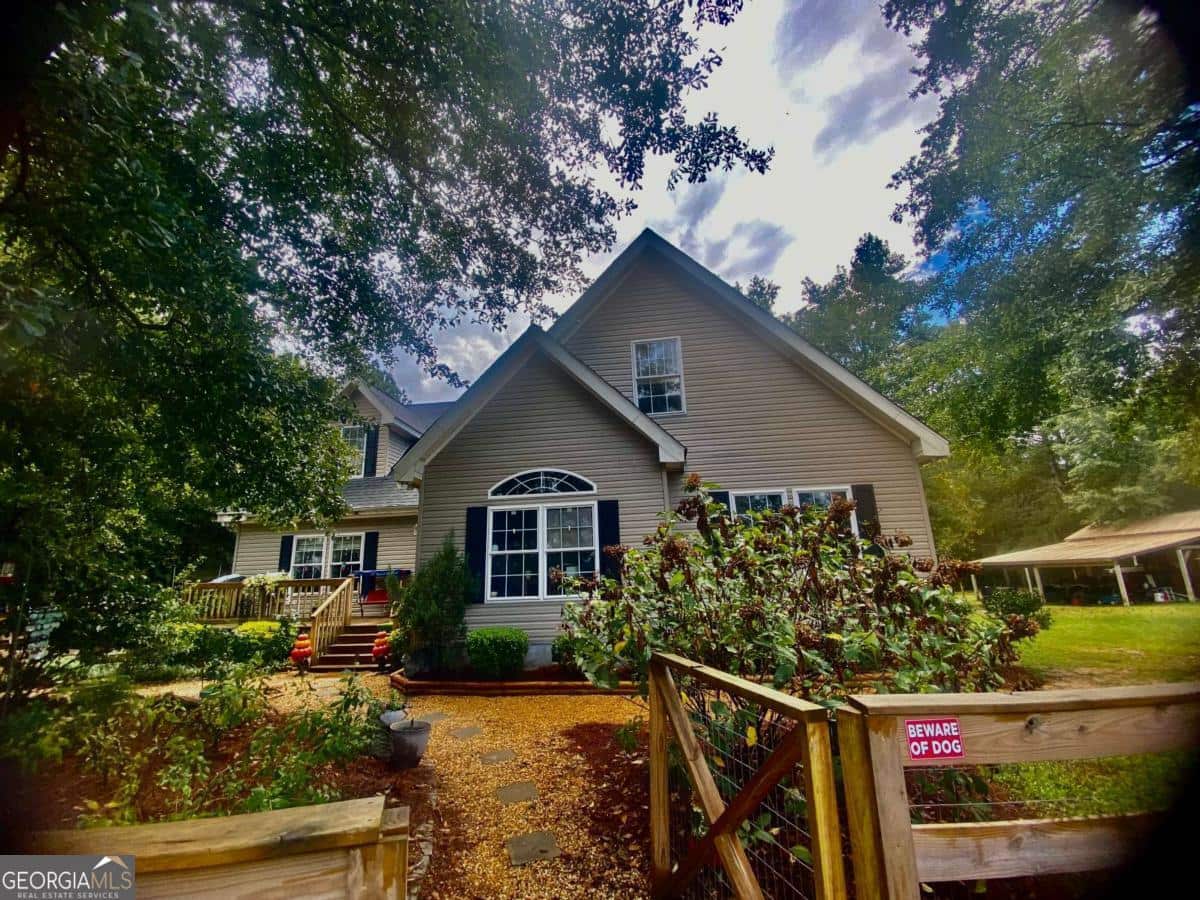 Listing photo 1