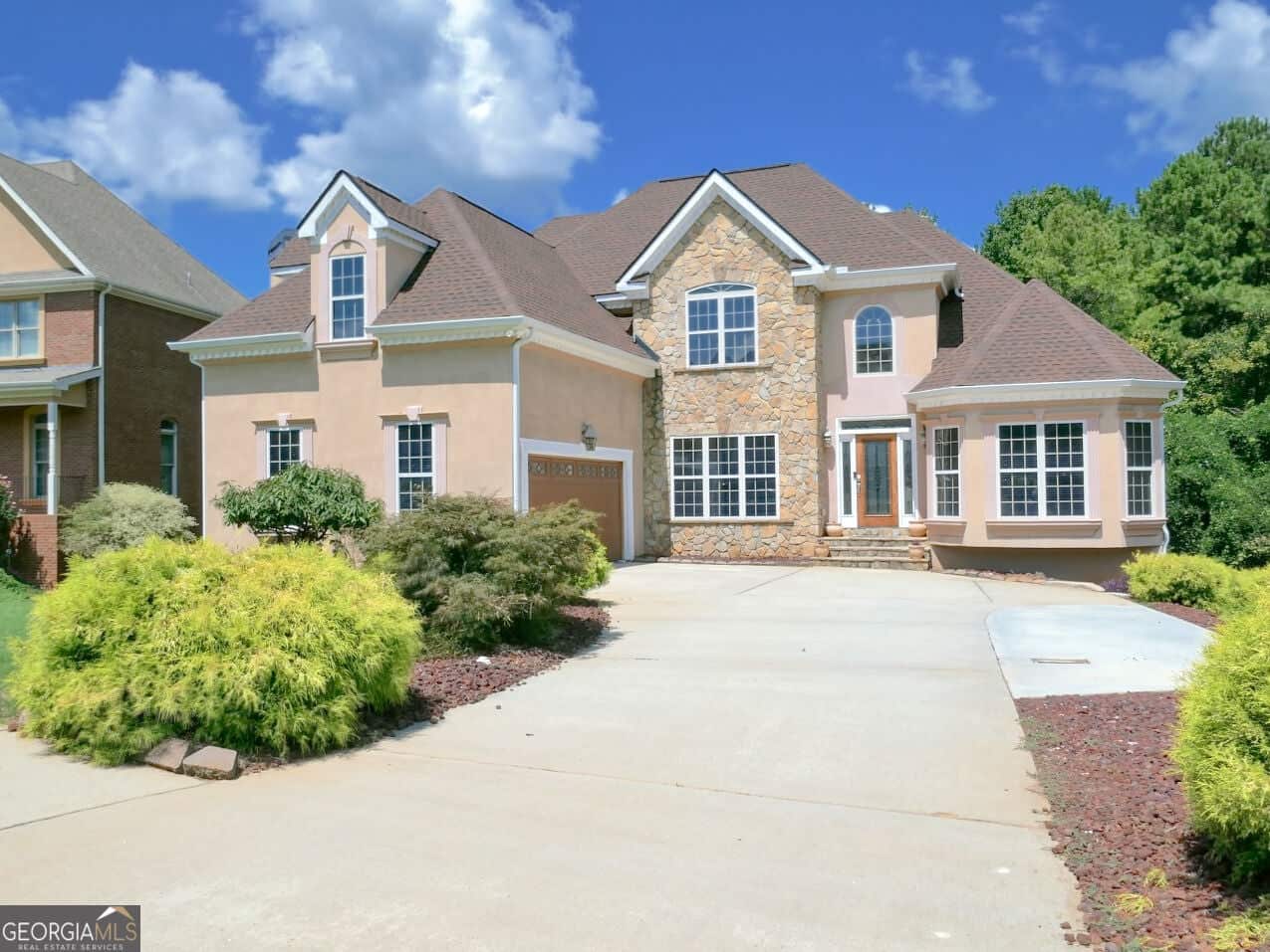 Listing photo 1