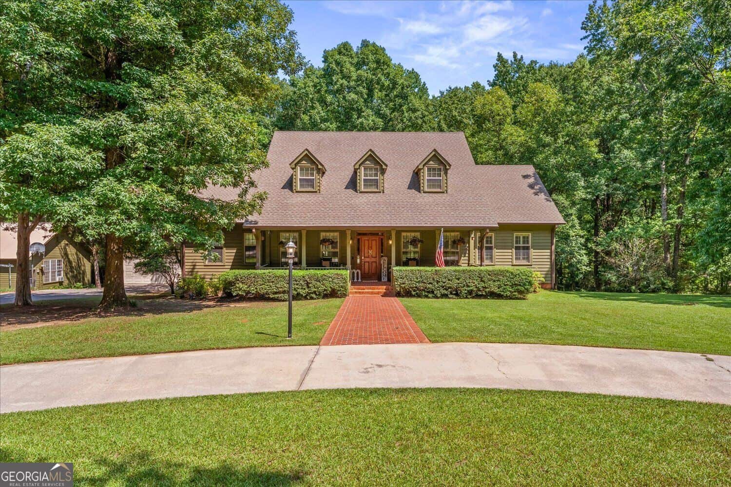 Listing photo 1