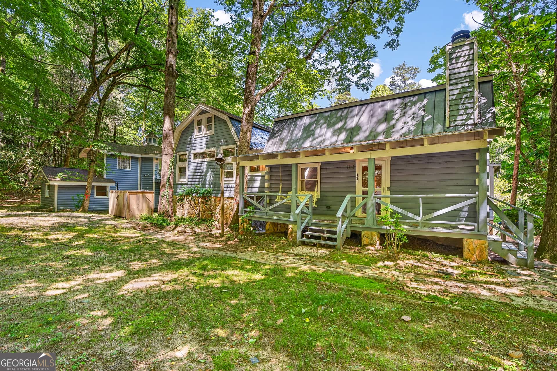 Listing photo 1