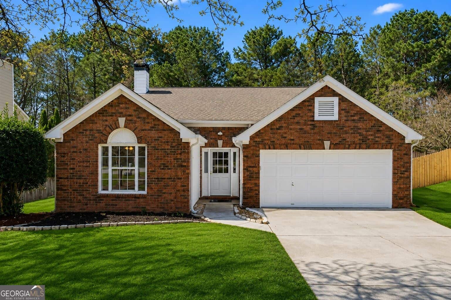 Listing photo 1