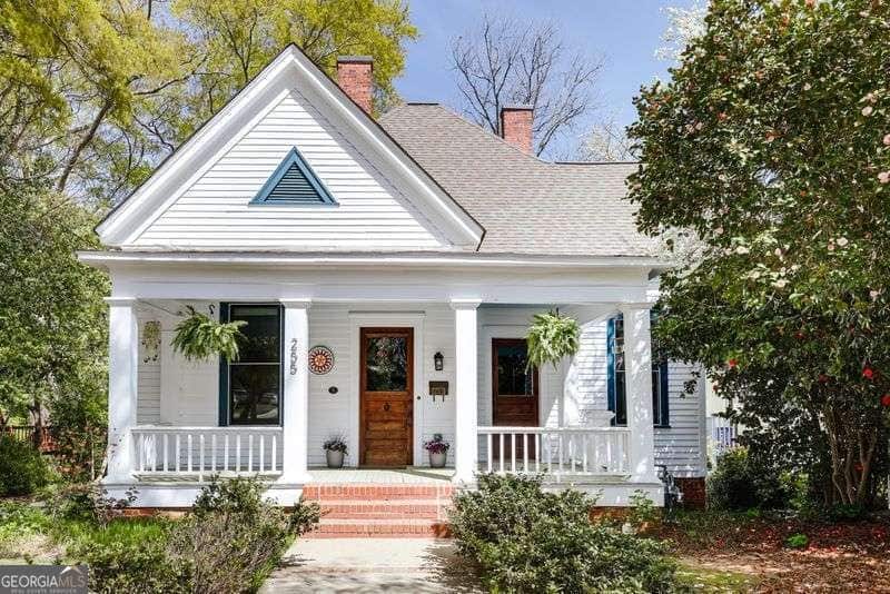 Listing photo 1