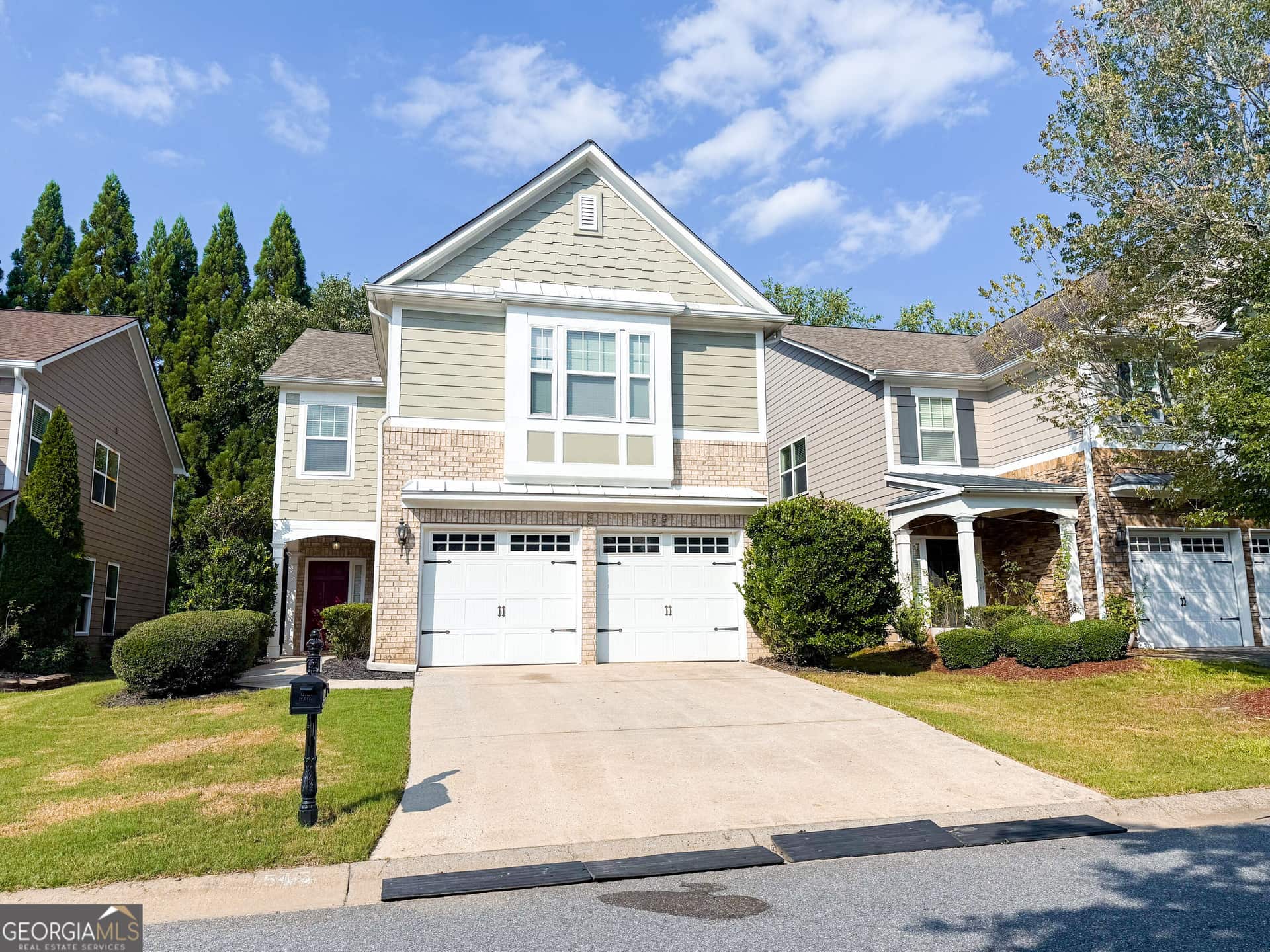 Listing photo 1