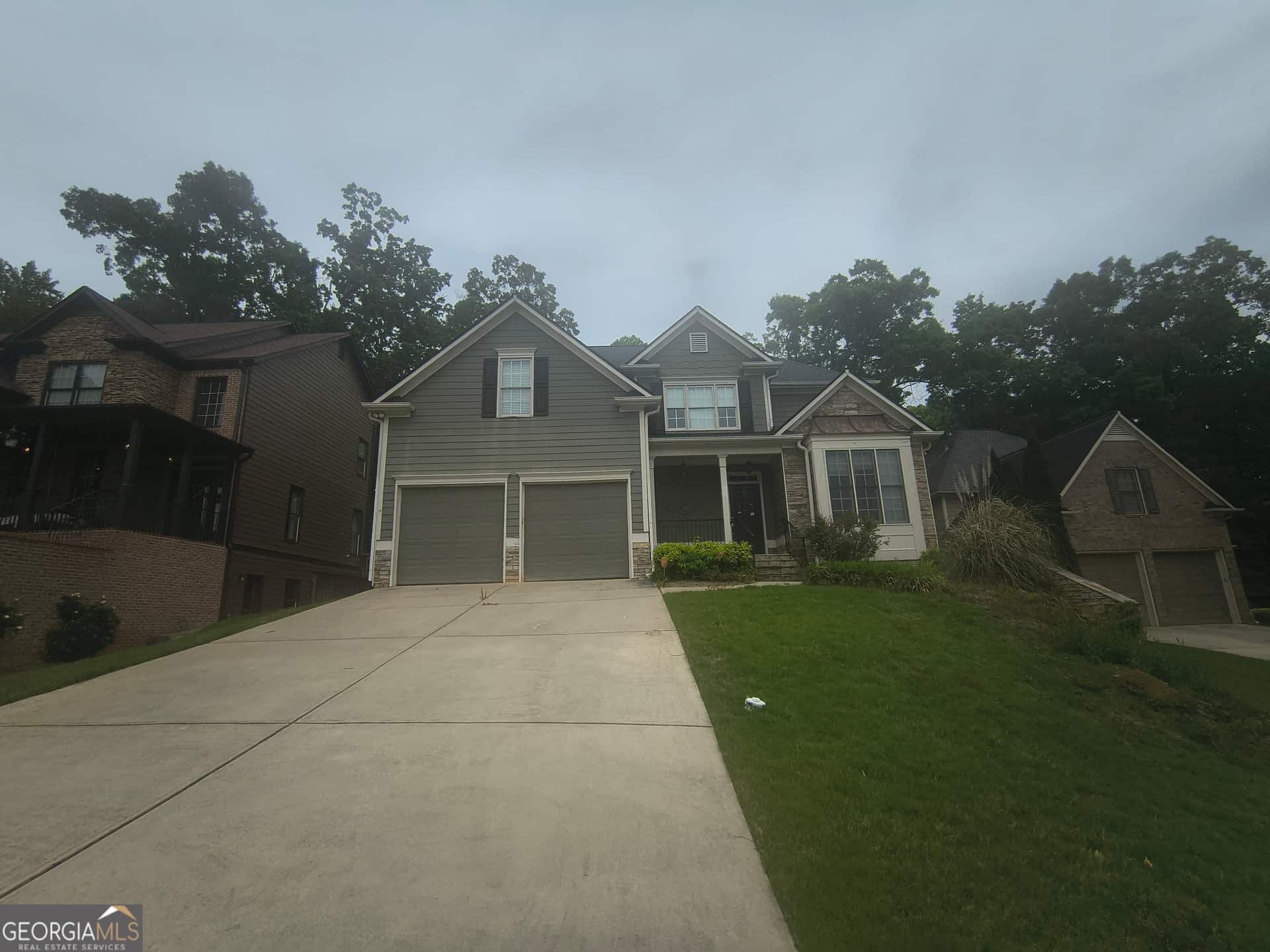 Listing photo 1