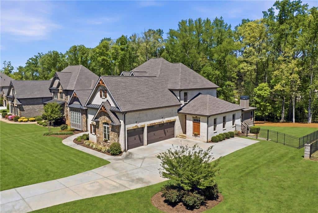 Listing photo 1
