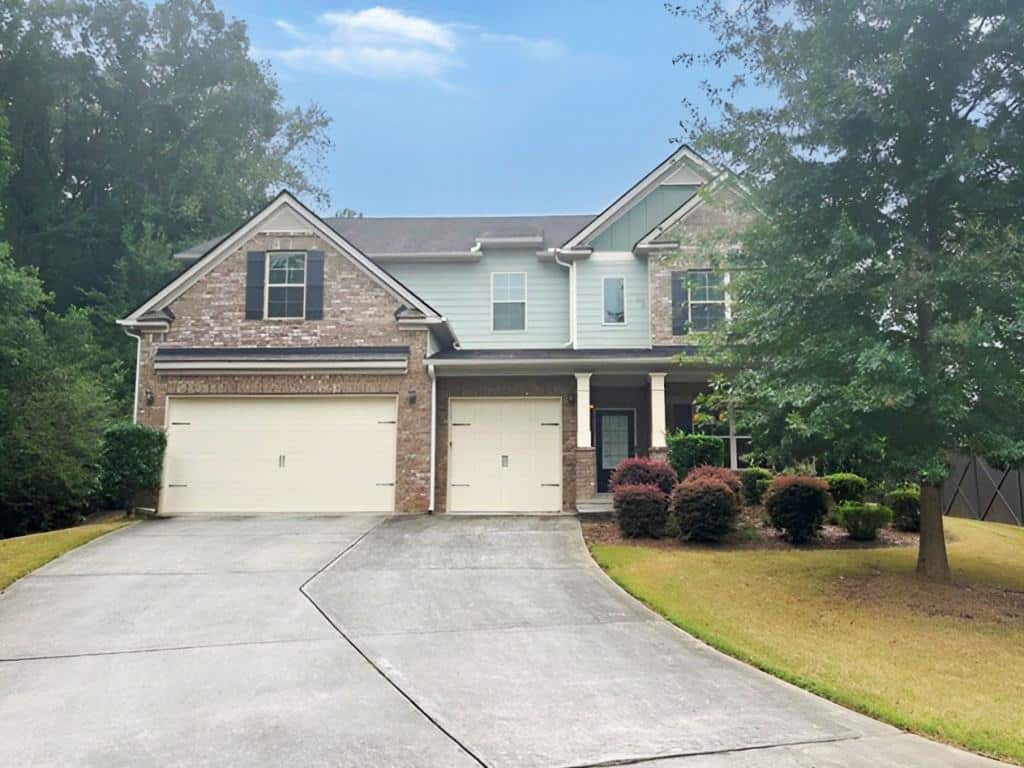 Listing photo 1