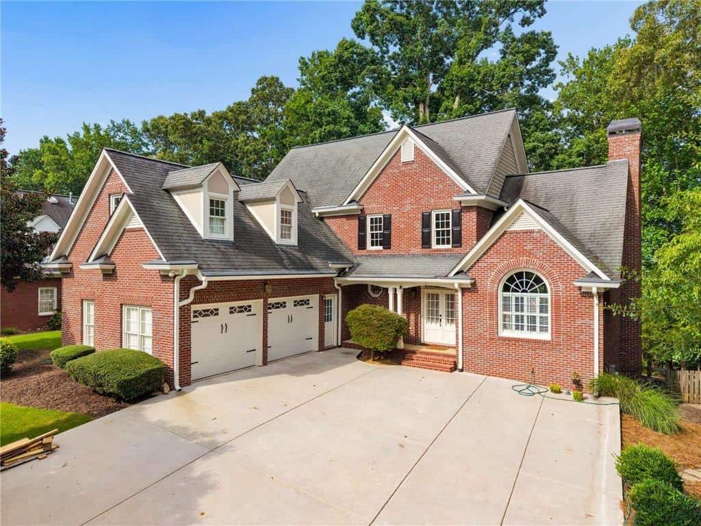 Listing photo 1