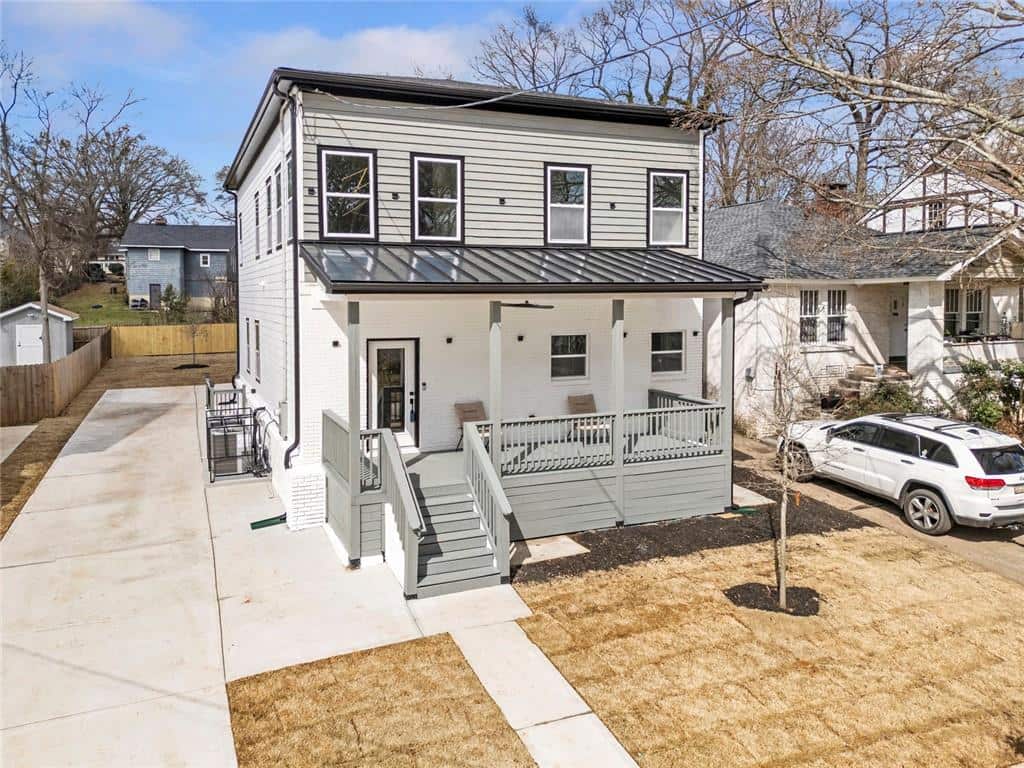 Listing photo 1