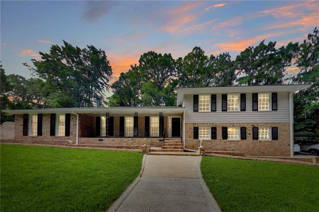 Listing photo 1