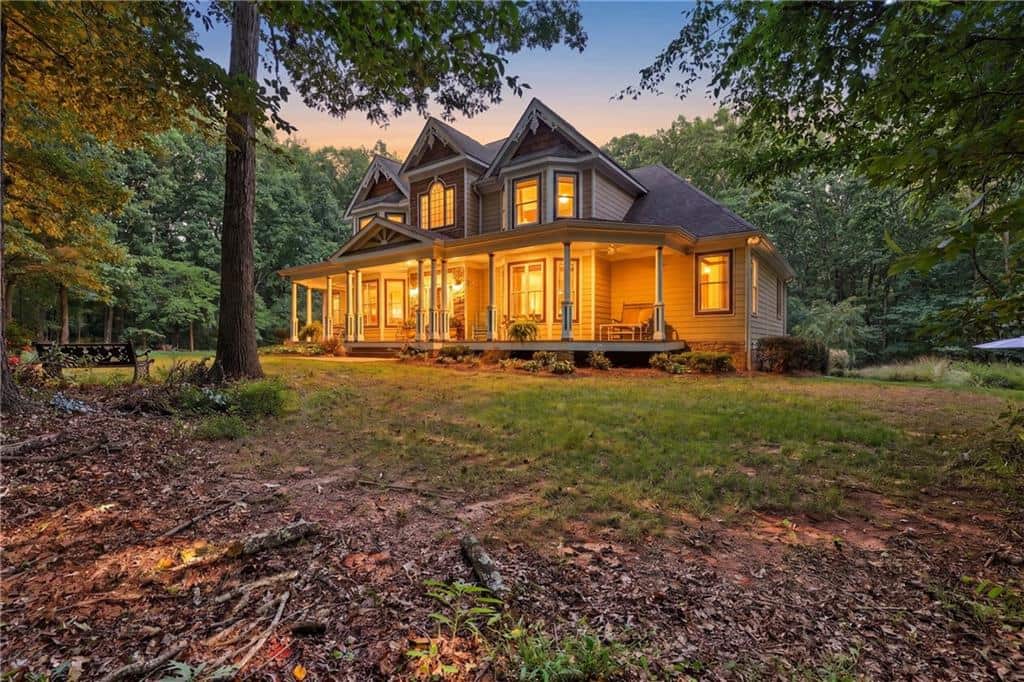 Listing photo 1