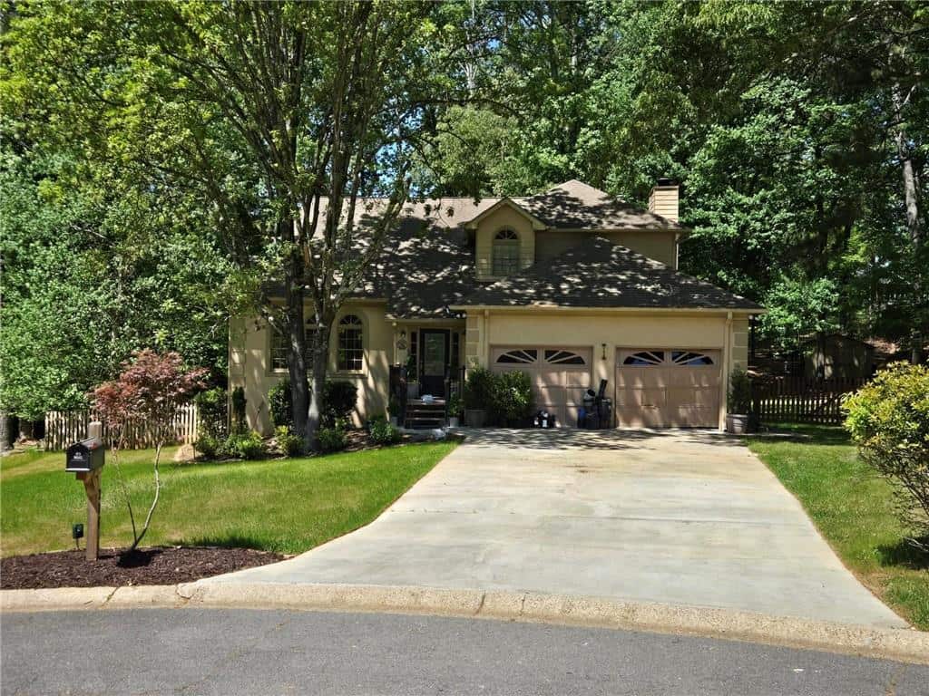 Listing photo 1