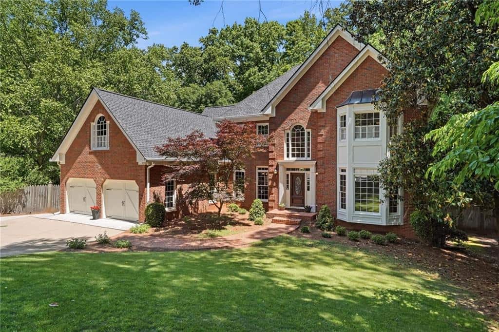 Listing photo 1