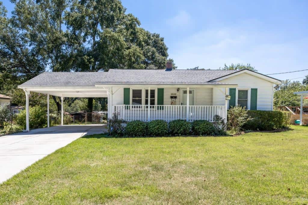 Listing photo 1