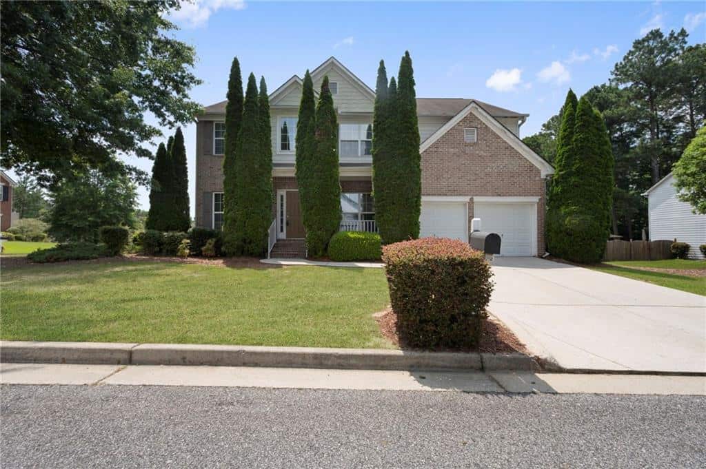 Listing photo 1