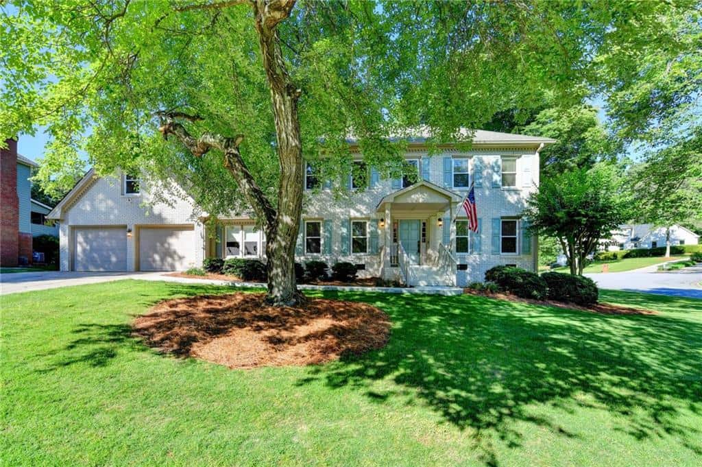 Listing photo 1
