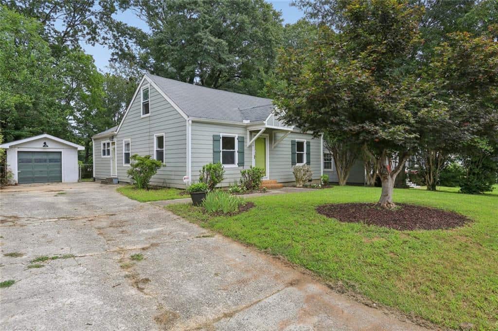 Listing photo 1