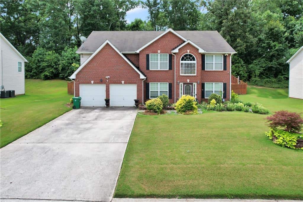 Listing photo 1