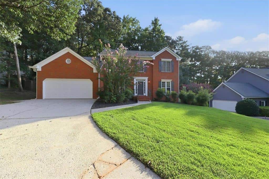 Listing photo 1