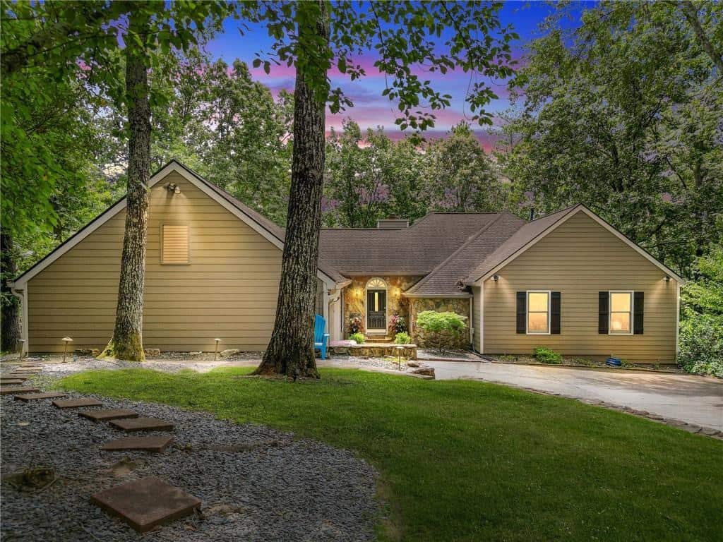 Listing photo 1