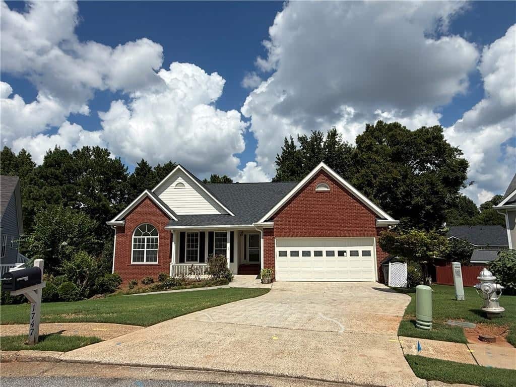 Listing photo 1