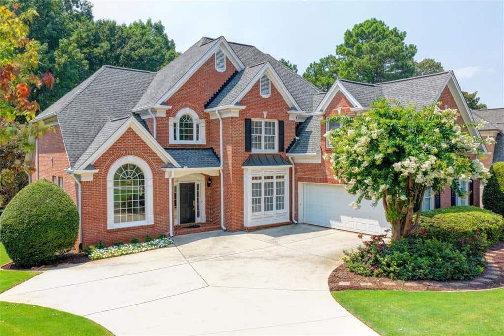 Listing photo 1