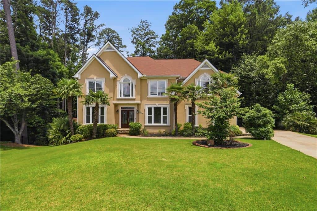 Listing photo 1