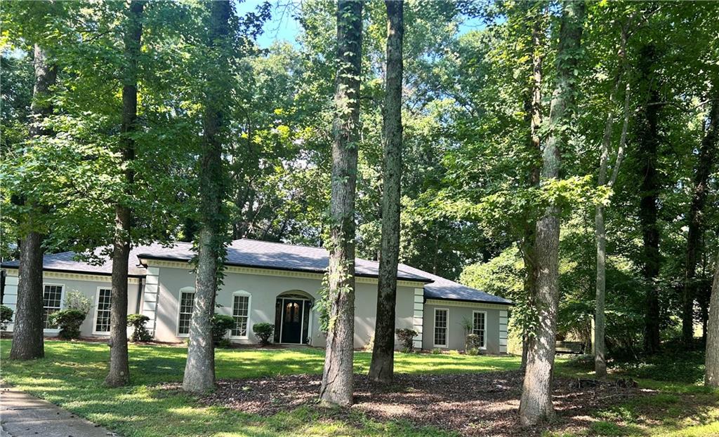 Listing photo 1