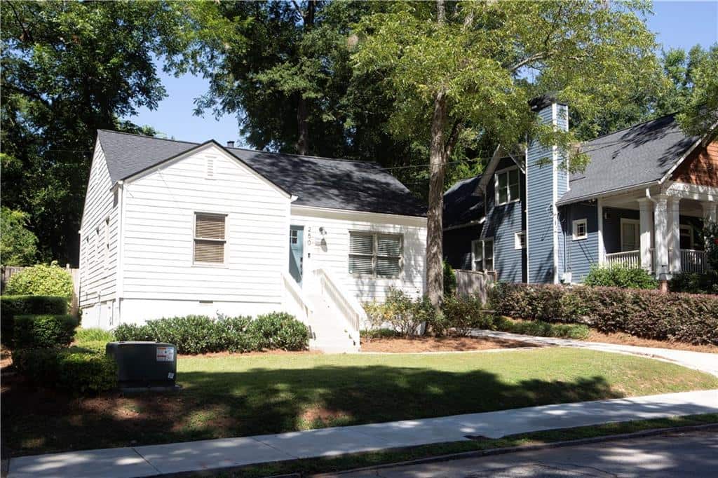 Listing photo 1