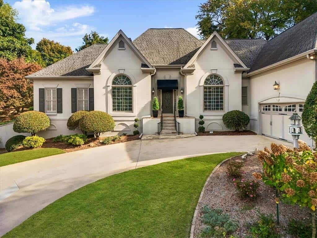 Listing photo 1