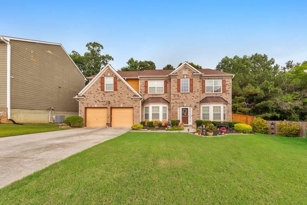 Listing photo 1