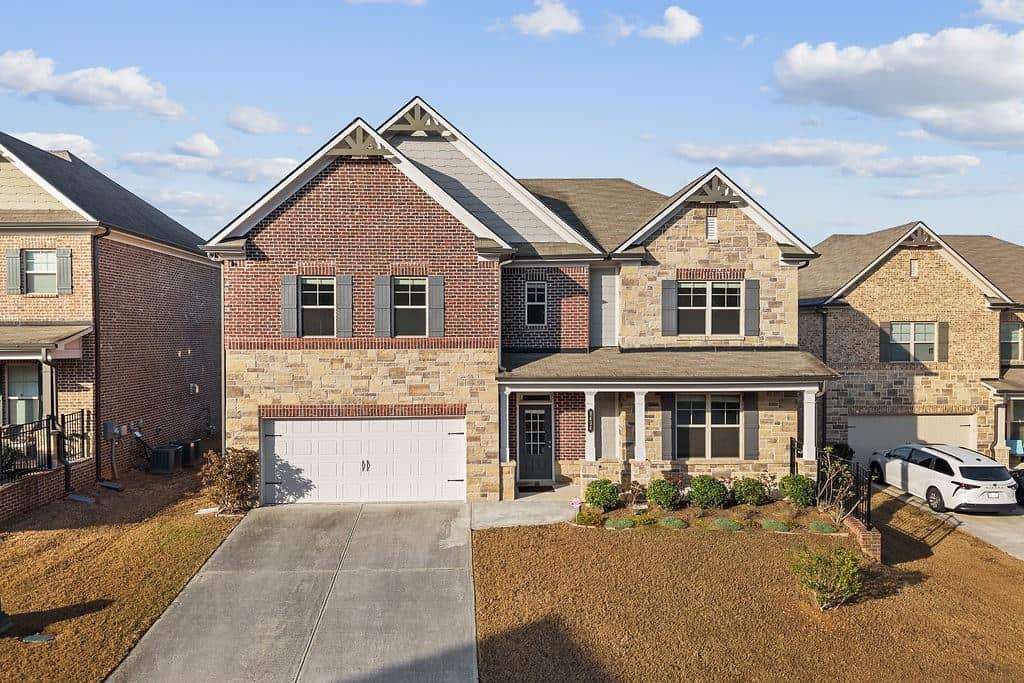 Listing photo 1