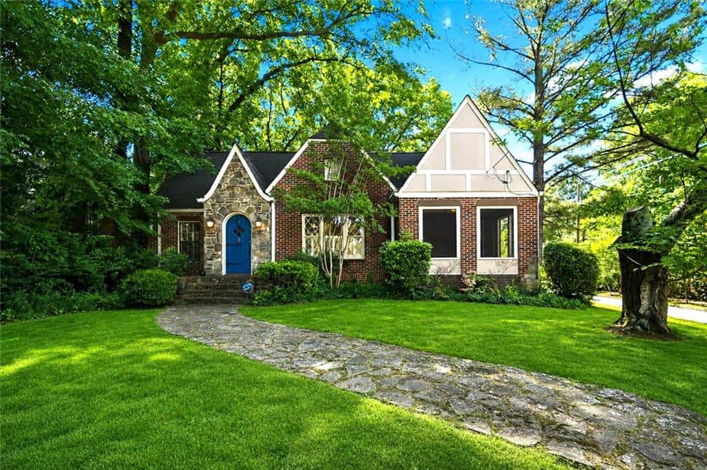 Listing photo 1