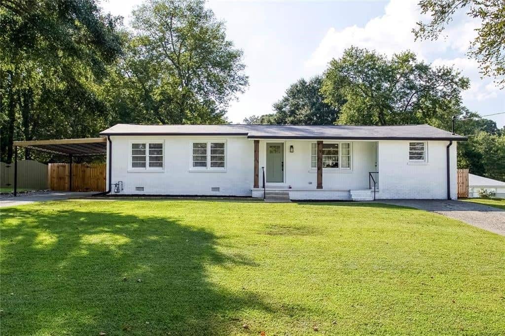 Listing photo 1