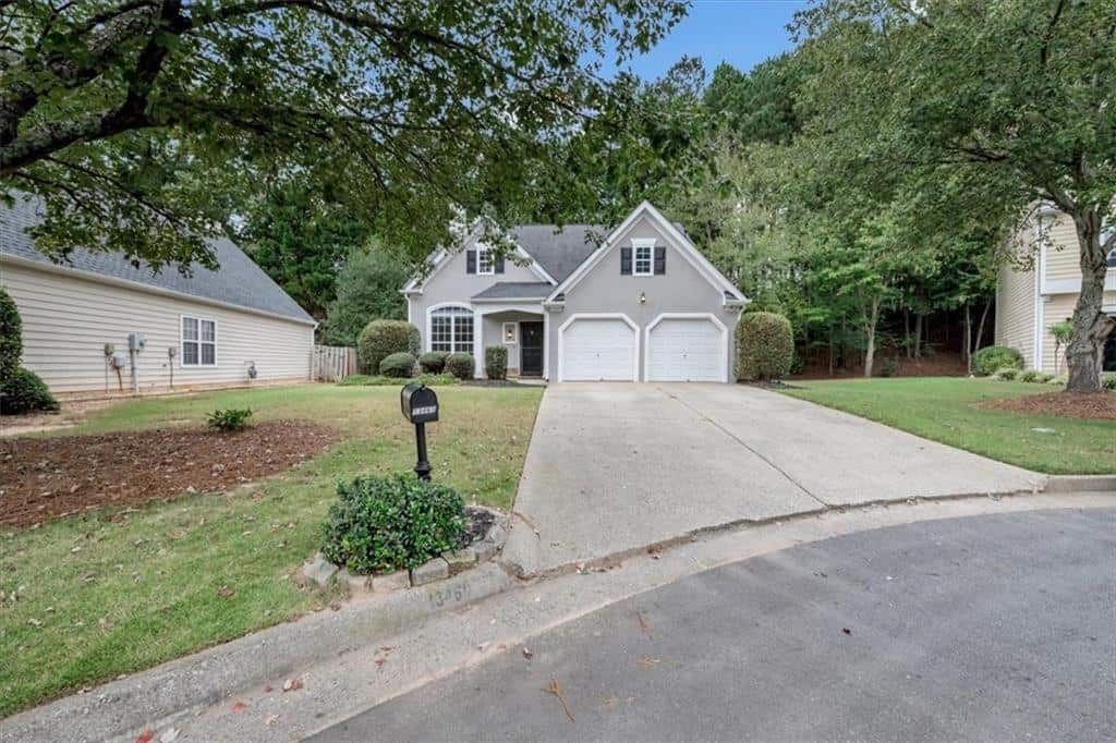 Listing photo 1
