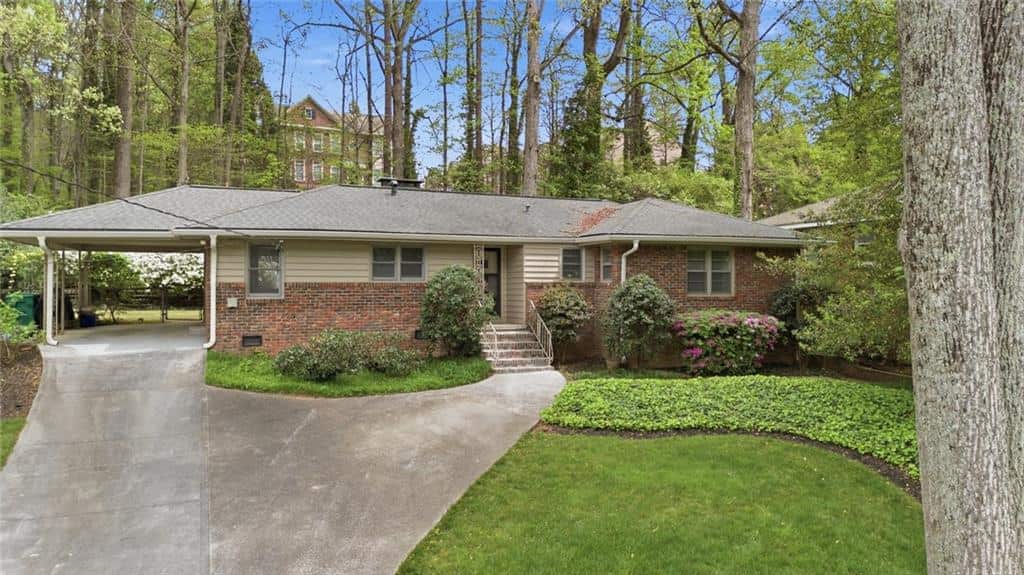 Listing photo 1