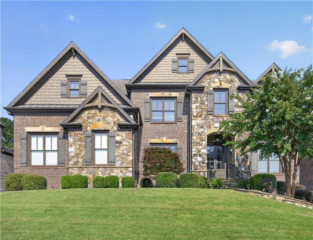 Listing photo 1