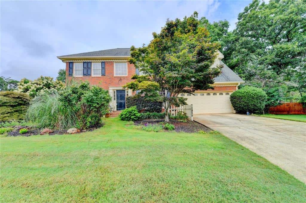 Listing photo 1