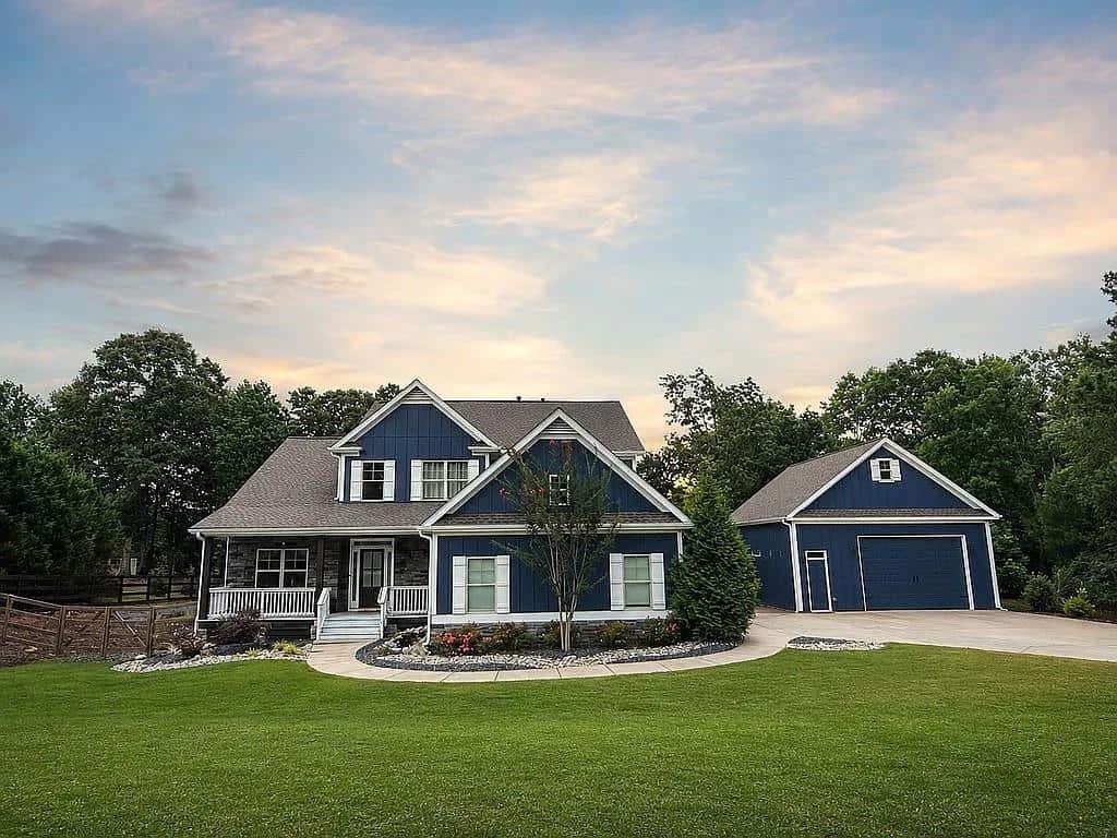 Listing photo 1