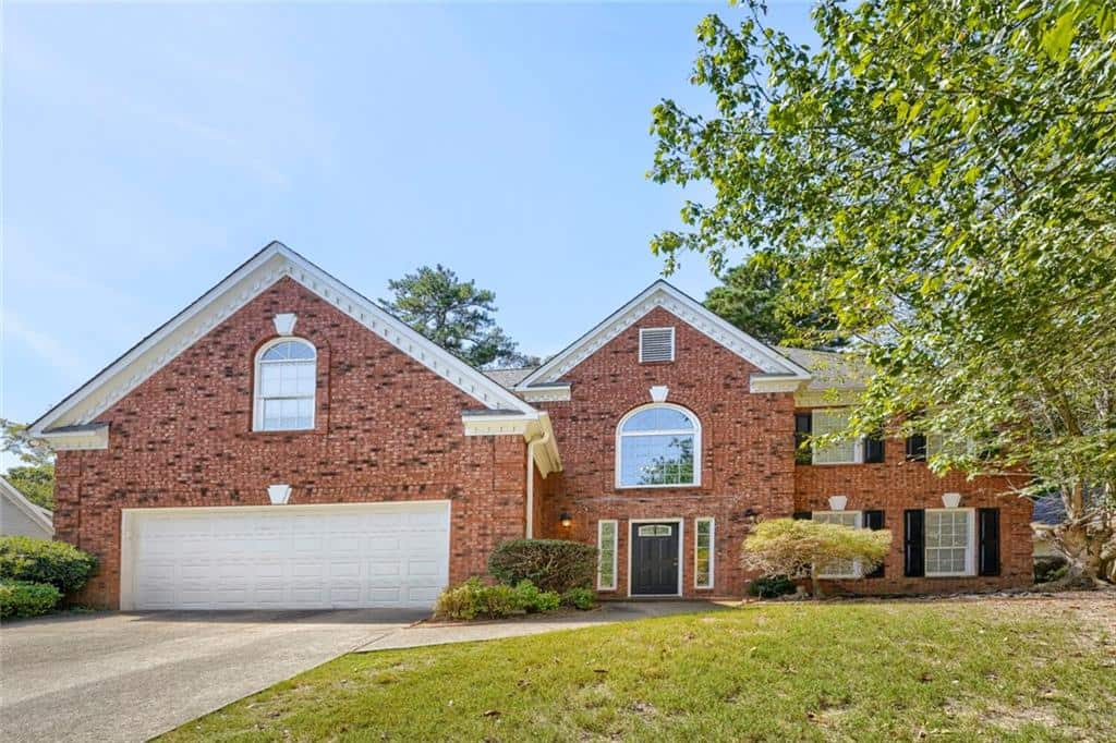 Listing photo 1