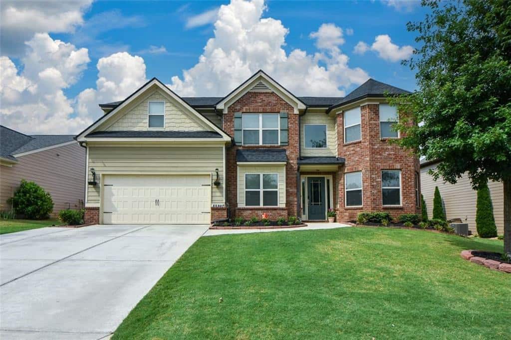 Listing photo 1