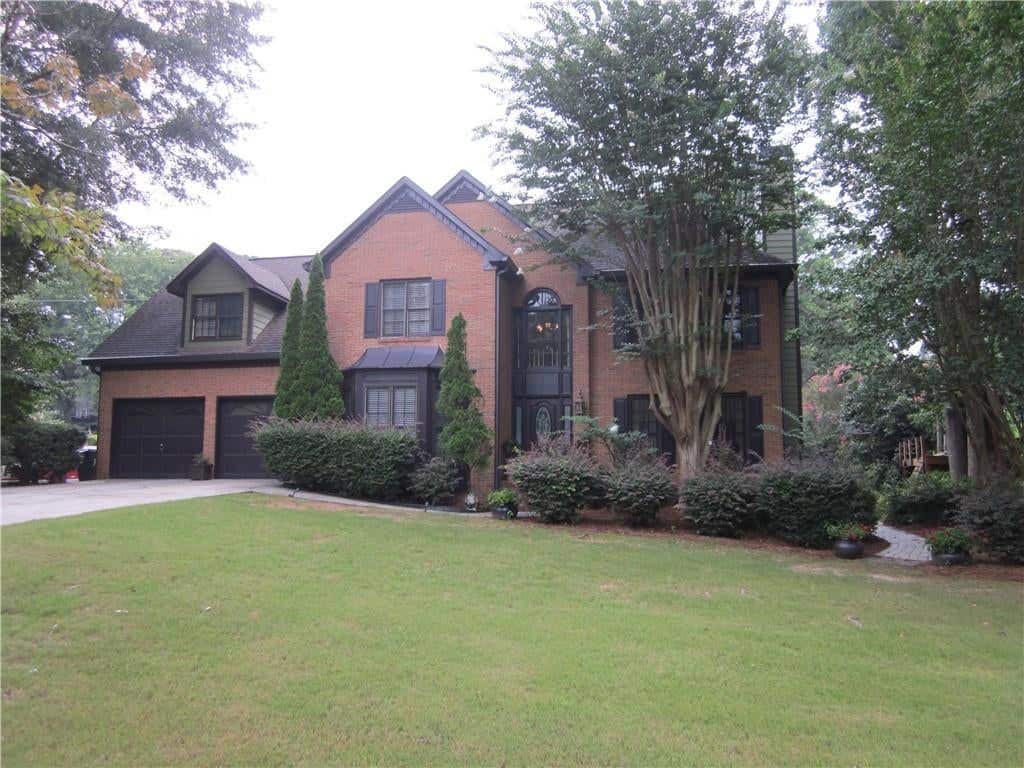 Listing photo 1