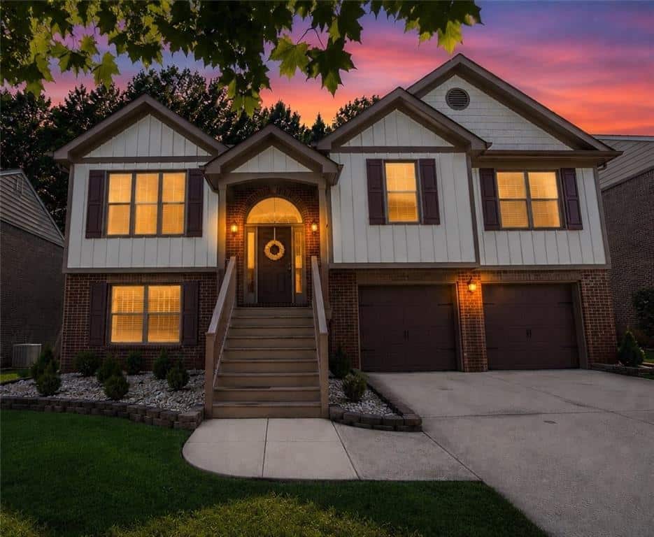 Listing photo 1