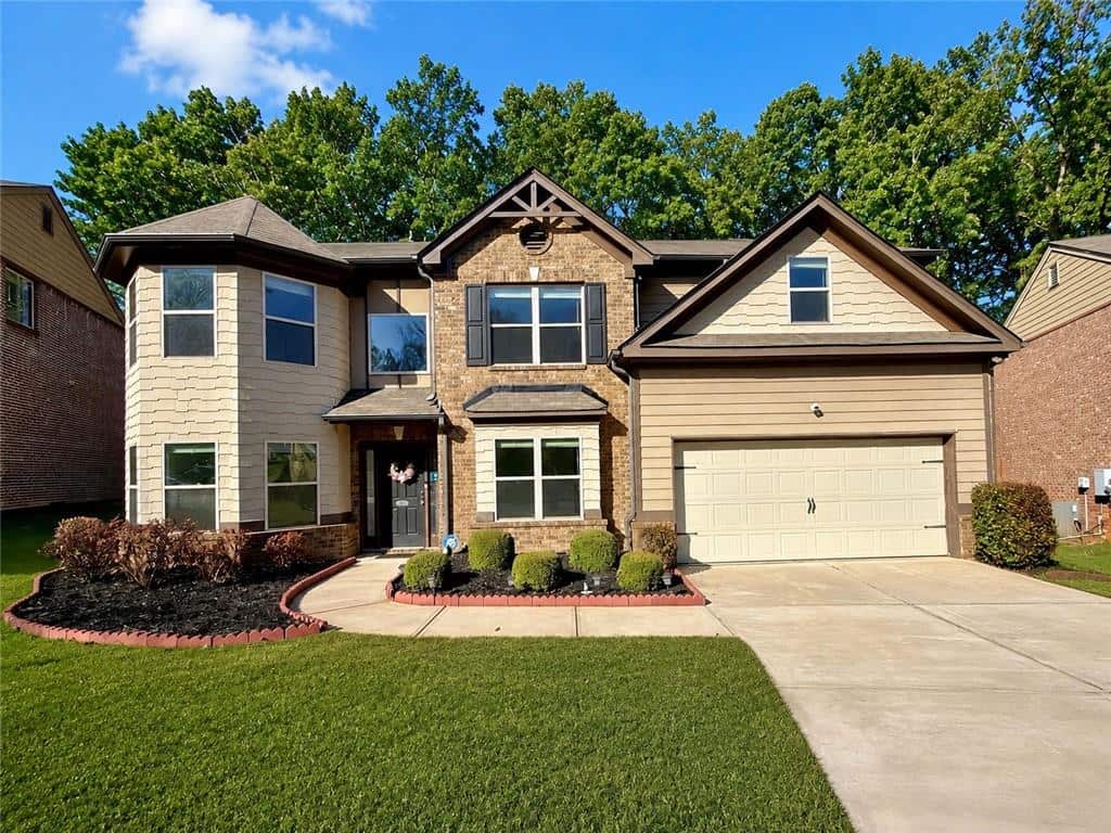 Listing photo 1
