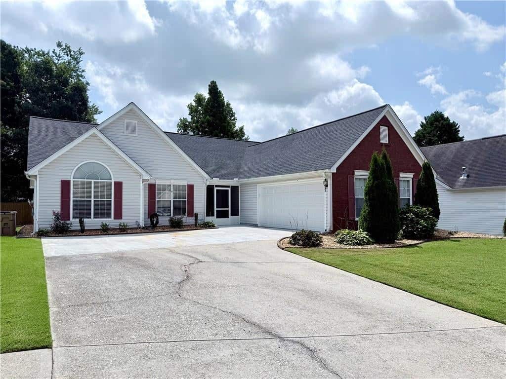 Listing photo 1